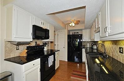 5th image of 3403 Admiralty Ln