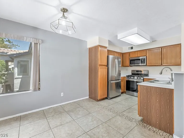 3125 Casey Dr #202 — Photo 7