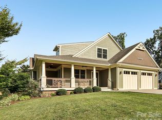 17 Hamilton Woods Ln, Etowah, NC 28729