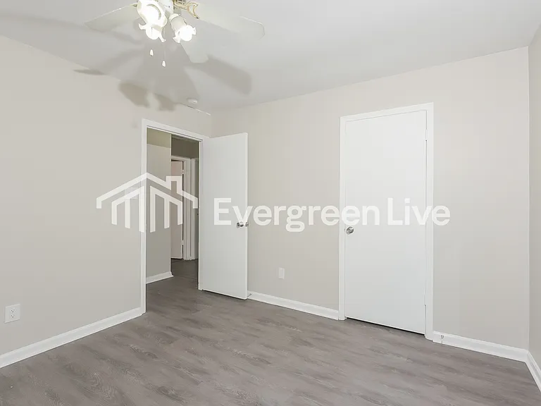 3856 Augustine Cir — Photo 11