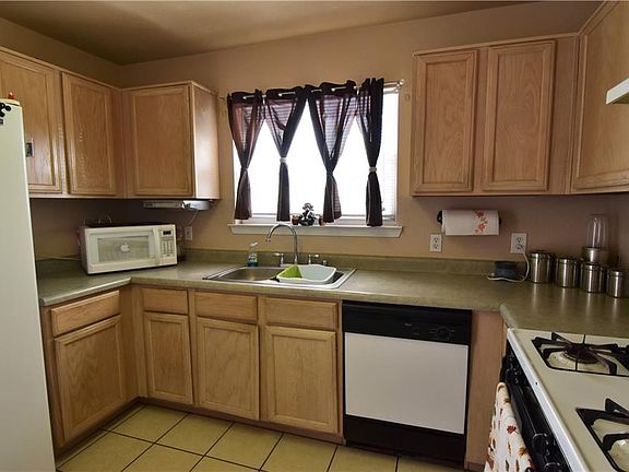5th image of 3471 Chickasaw Dr