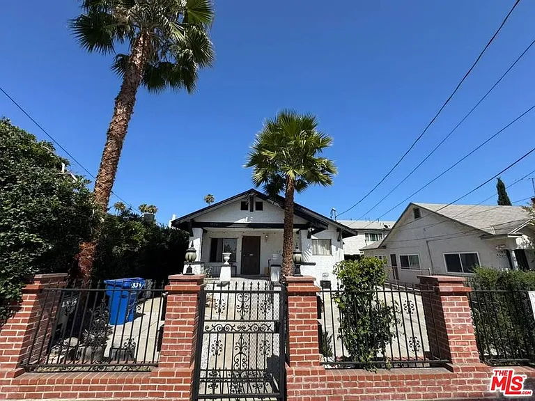 1538 N Mariposa Ave — Photo 22