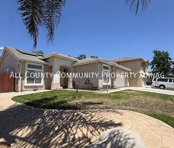 39560 Bonaire Way — Photo 2