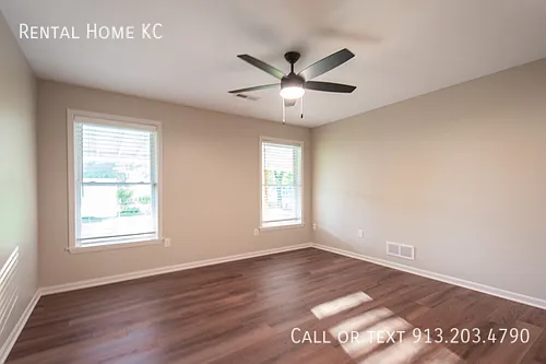 7620 Robinson St — Photo 9