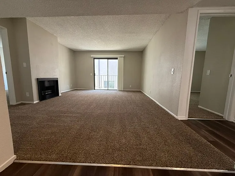 7235 Baird Avenue — Photo 7
