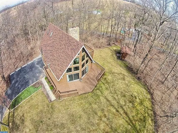 31 Todd Dr photo 1