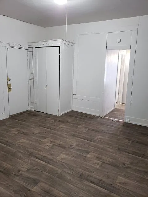Studio, 1.0 bath, $710 — Photo 2