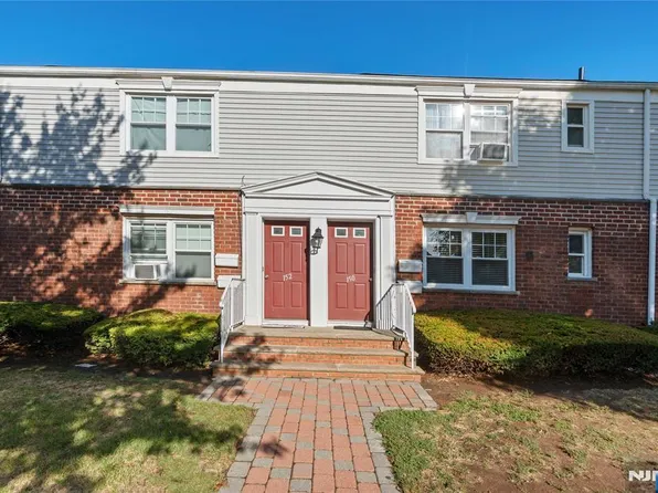 150 Vanderburgh Avenue, Rutherford, NJ 07070