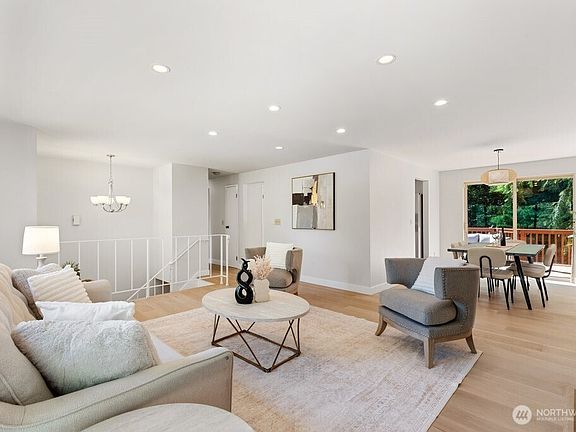 5th image of 12925 NE 110th Place