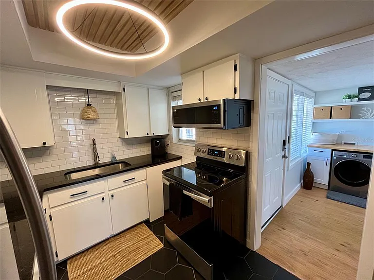 4510 Overlook Dr NE #225 — Photo 6
