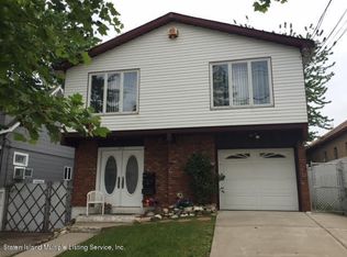 372 Ridgewood Ave, Staten Island, NY 10312