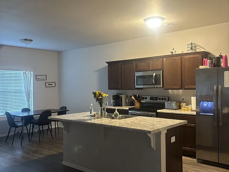 3321 Red Tail Way — Photo 9