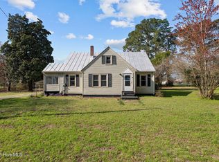 107 N C Street, Bridgeton, NC 28519