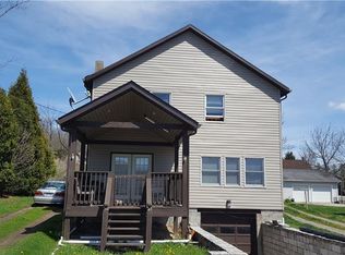 14 Cherry St, Burgettstown, PA 15021