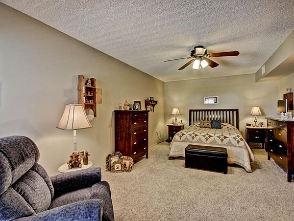 4th image of 10565 W Palmeras Dr