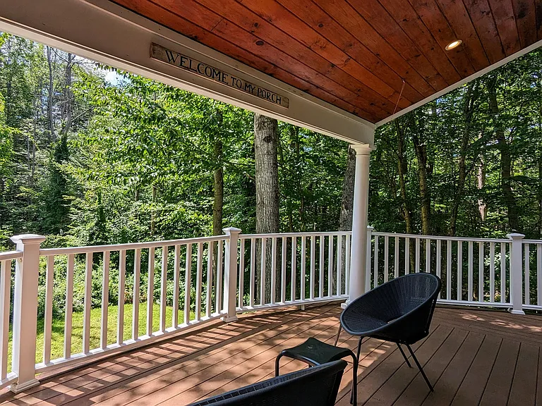 52 Crestview Dr — Photo 15