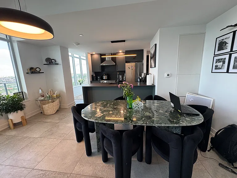 99 Parkdale Ave #2802 — Photo 9