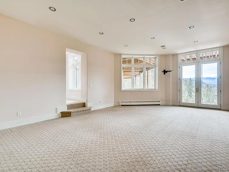 3883 Mountainside Trl — Photo 29