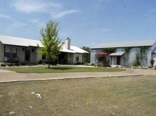 214 Live Oak Hills Ct, San Marcos, TX 78666