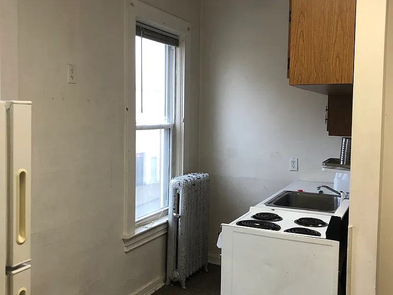 604 Washington Ave #1 — Photo 16