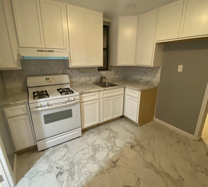 1st image of 6913 14th Ave #2F
