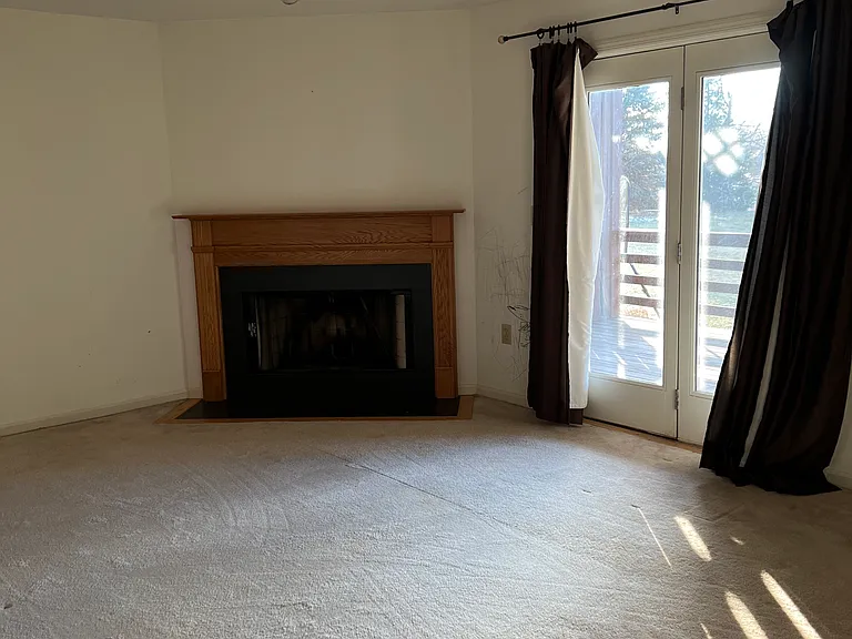 2077G Raleigh Rd — Photo 19