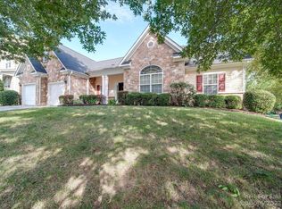 10102 Trailmoor Rd, Charlotte, NC 28278