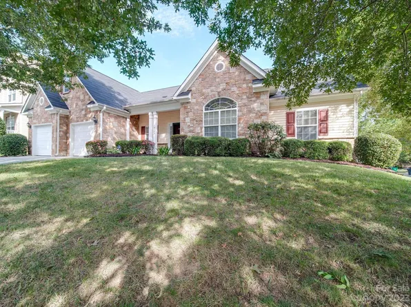 10102 Trailmoor Rd, Charlotte, NC 28278