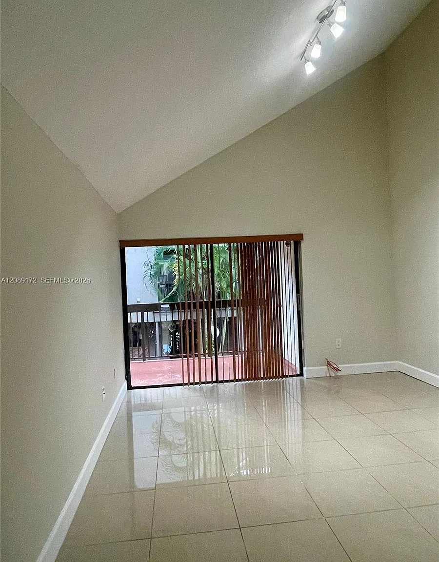 13063 SW 88th Ter S — Photo 4
