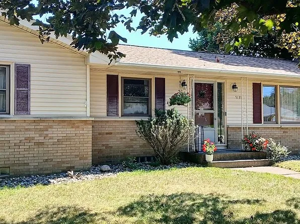 5131 Grosse Pointe St, Portage, MI 49024