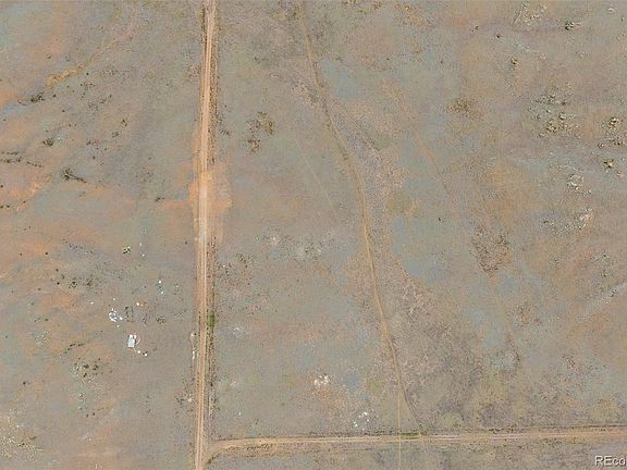 3rd image of 3626 Arapahoe Road
