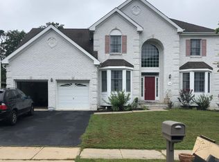 19 Vacari Way, Tuckerton, NJ 08087