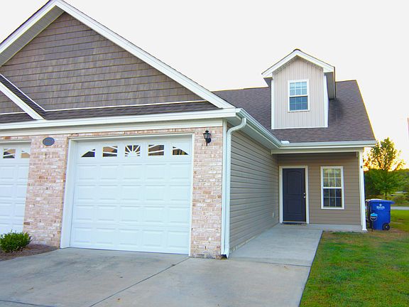 2nd image of 2216 Chavis Dr #B