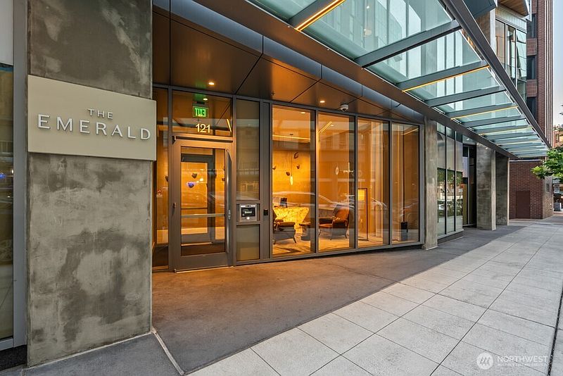 2nd image of 121 Stewart Street #2202