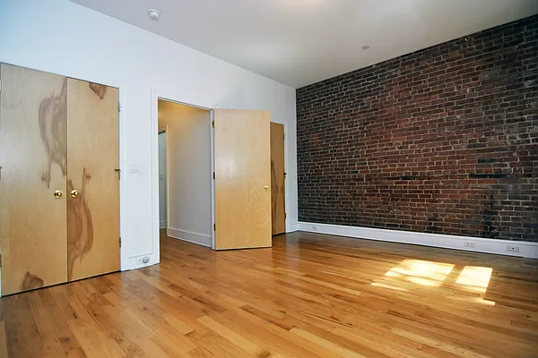 Rented by Bohemia Realty Group | media 6