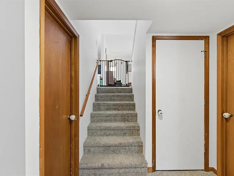 1333 Overlook Dr — Photo 17