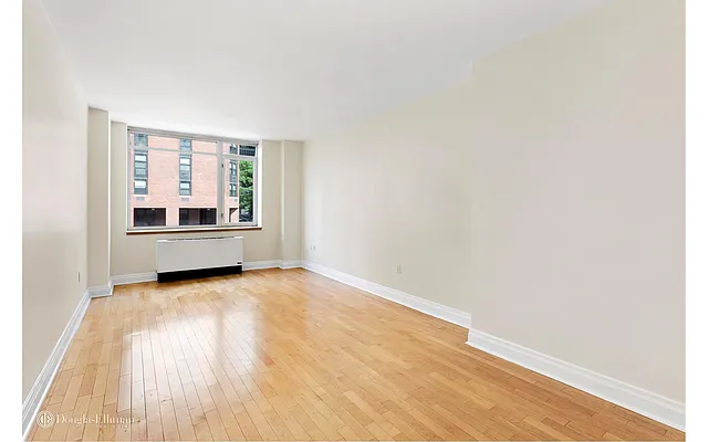 Rented by Douglas Elliman | media 15