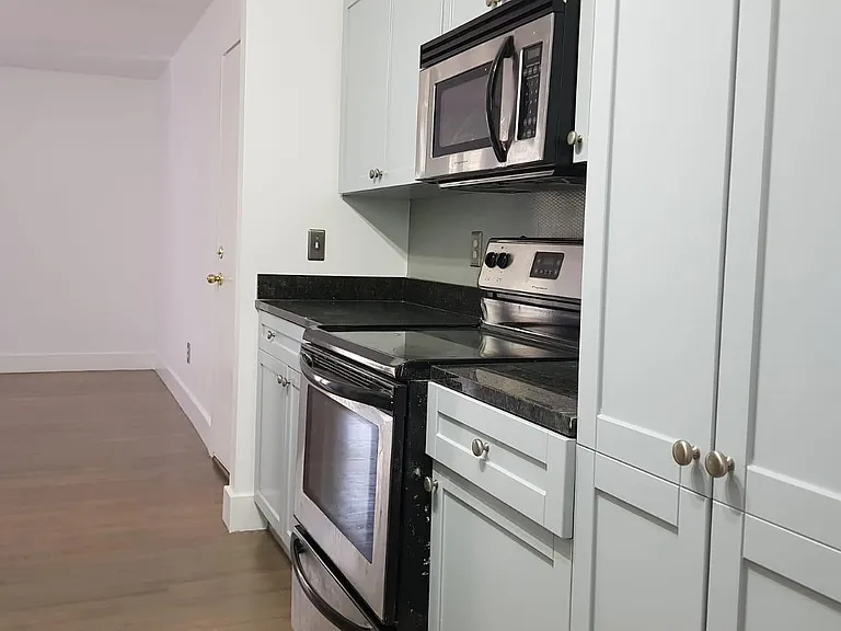 2023 Oakview Rd SE #B222 — Photo 13