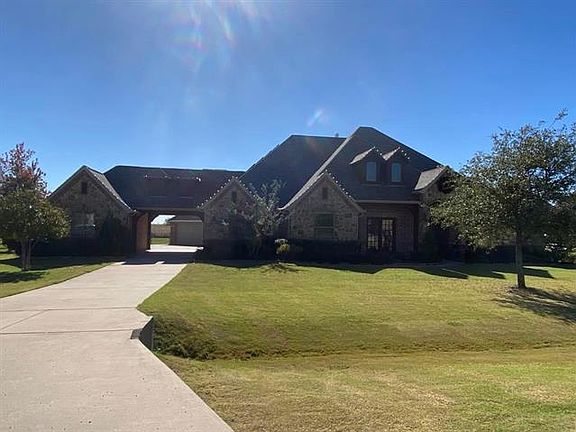 2nd image of 1308 Rollie Michael Ln