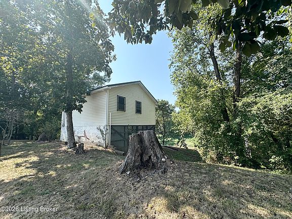 3rd image of 3013 Petersburg Rd