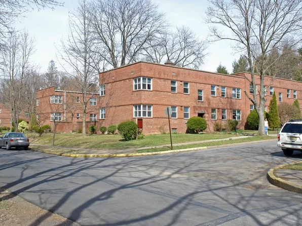 825 Greenough St #4, Sunbury, PA 17801