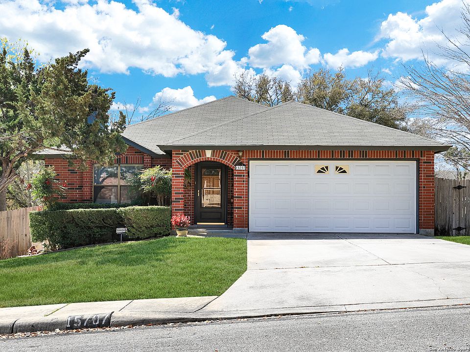 1st image of 15707 PERSIMMON HILL DR