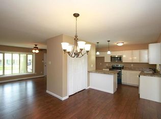 109 Bountiful Dr, Fairview Heights, IL 62208