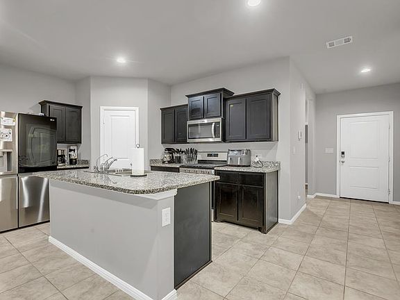 4th image of 7000 Adenium Rd