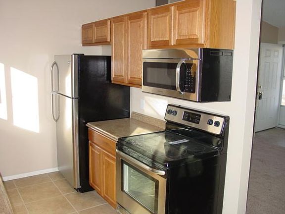 3rd image of 7584 Bell Dr