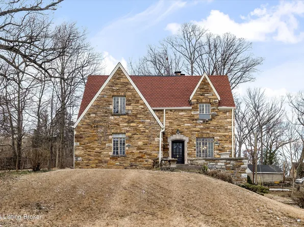 6812 Carolyn Rd, Louisville, KY 40214