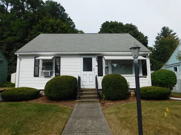 29 Courtland St, Worcester, MA 01602