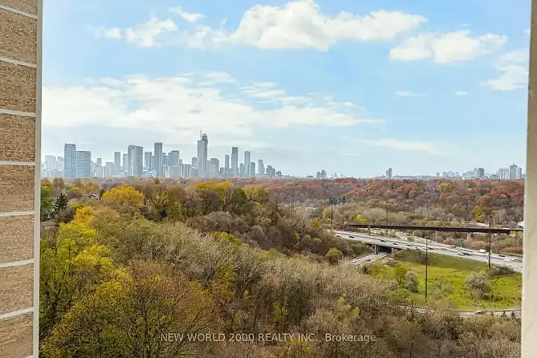 1010 Broadview Ave #1A — Photo 6