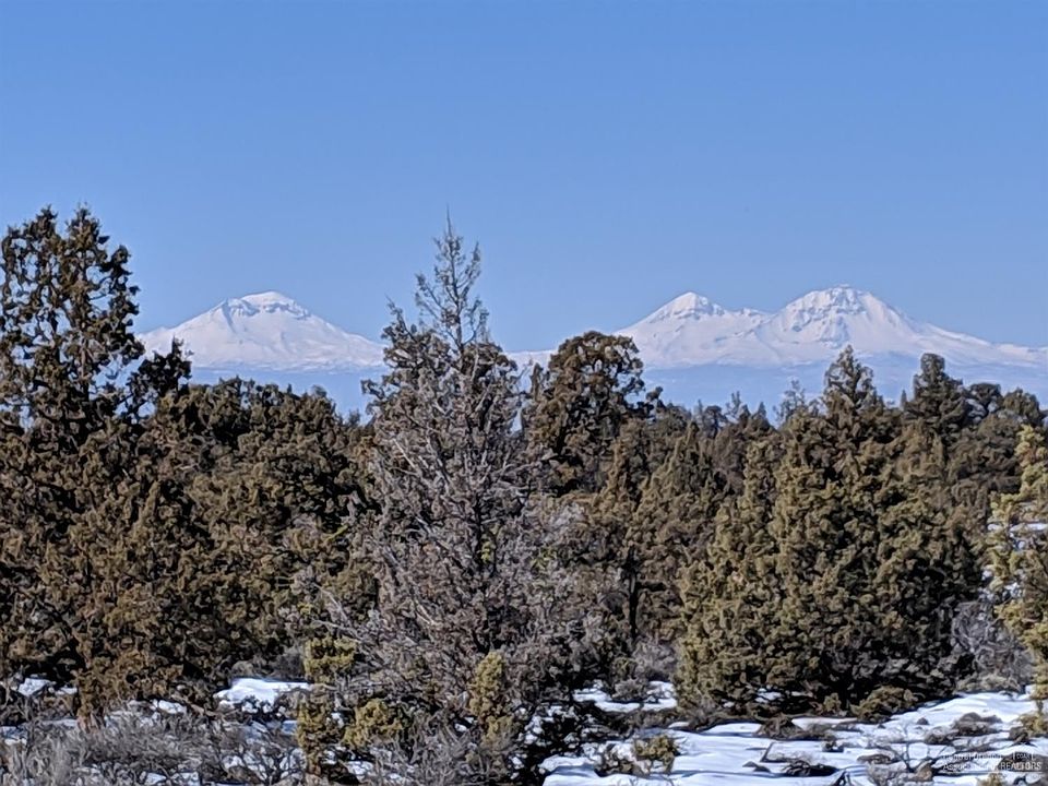 1st image of 6267 SW Mount Bachelor Dr