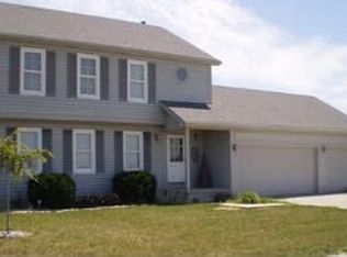 20440 Haskins Rd, Bowling Green, OH 43402